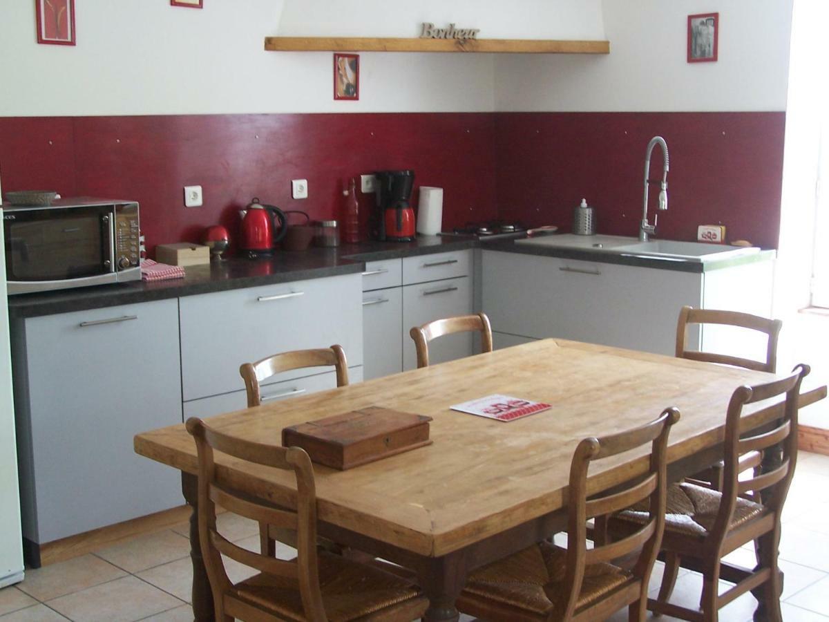 Holiday home En Forterre Druyes-les-Belles-Fontaines